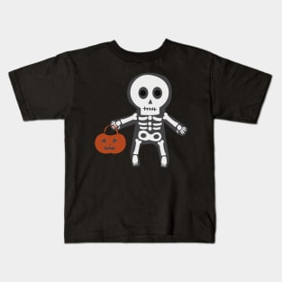 Chic Skeleton Charm: Spooky Halloween Kids T-Shirt